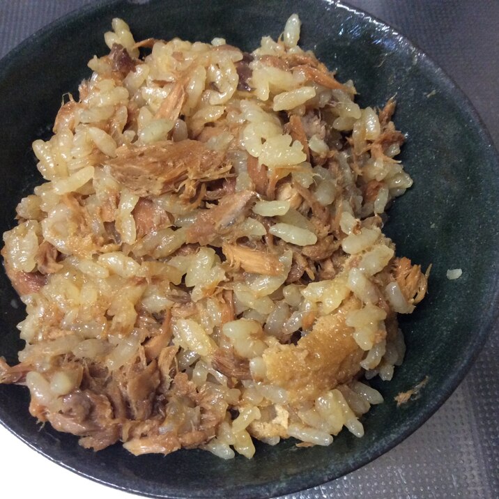 鯖味付け缶だけの炊き込みご飯 レシピ 作り方 By あんぱん34号 楽天レシピ